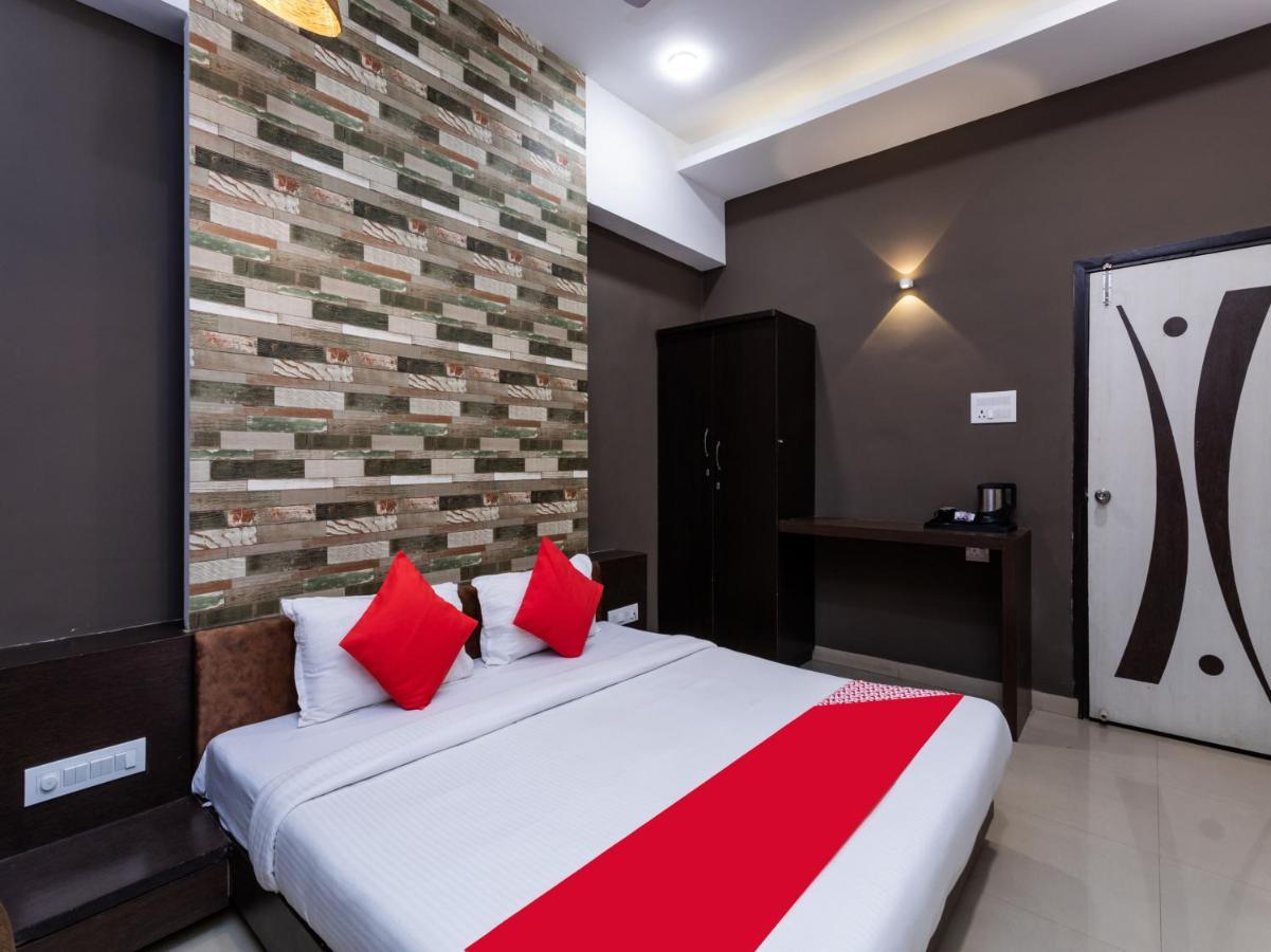 Oyo 29235 Lavender Hotel